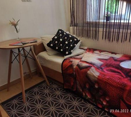 Your Trip Apartment كراكوفيا المظهر الخارجي الصورة